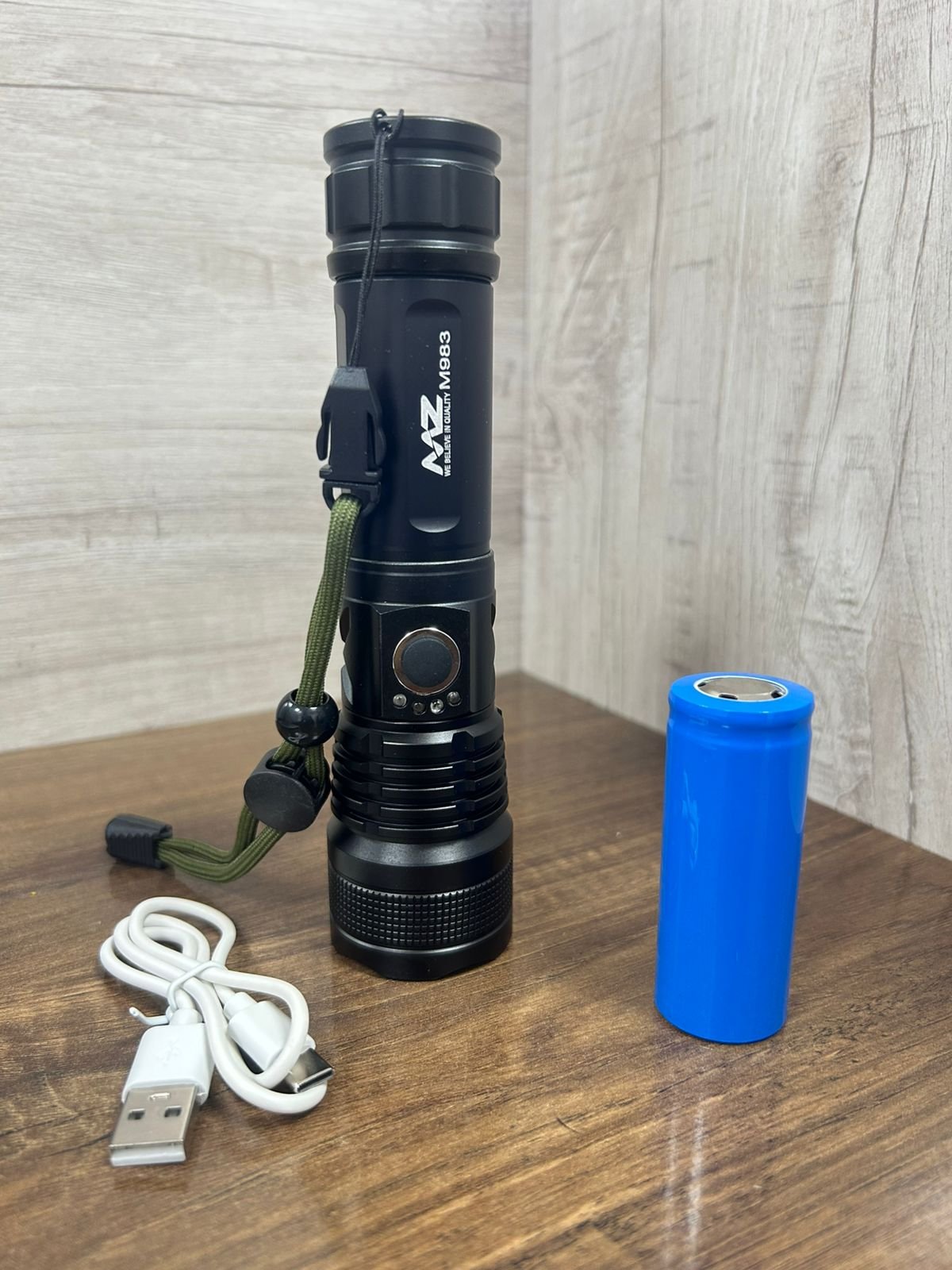 MZ M983 (ZOOMABLE METAL)5 Modes Flashlight, Super Bright 100W Light Torch - Image 2